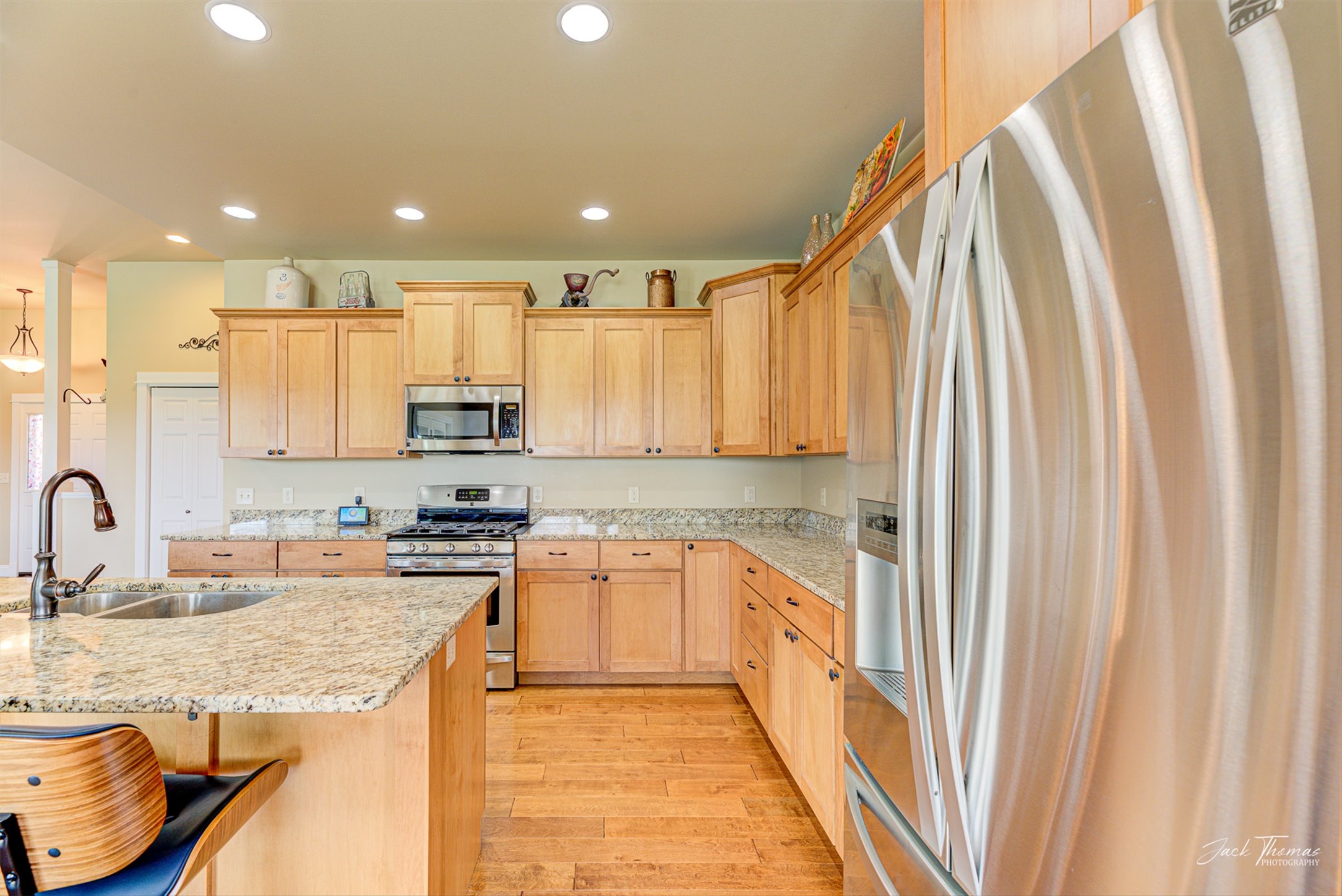 Helena, Montana 59602, United States, 3 Bedrooms Bedrooms, ,2 BathroomsBathrooms,Residential,Pending,128207