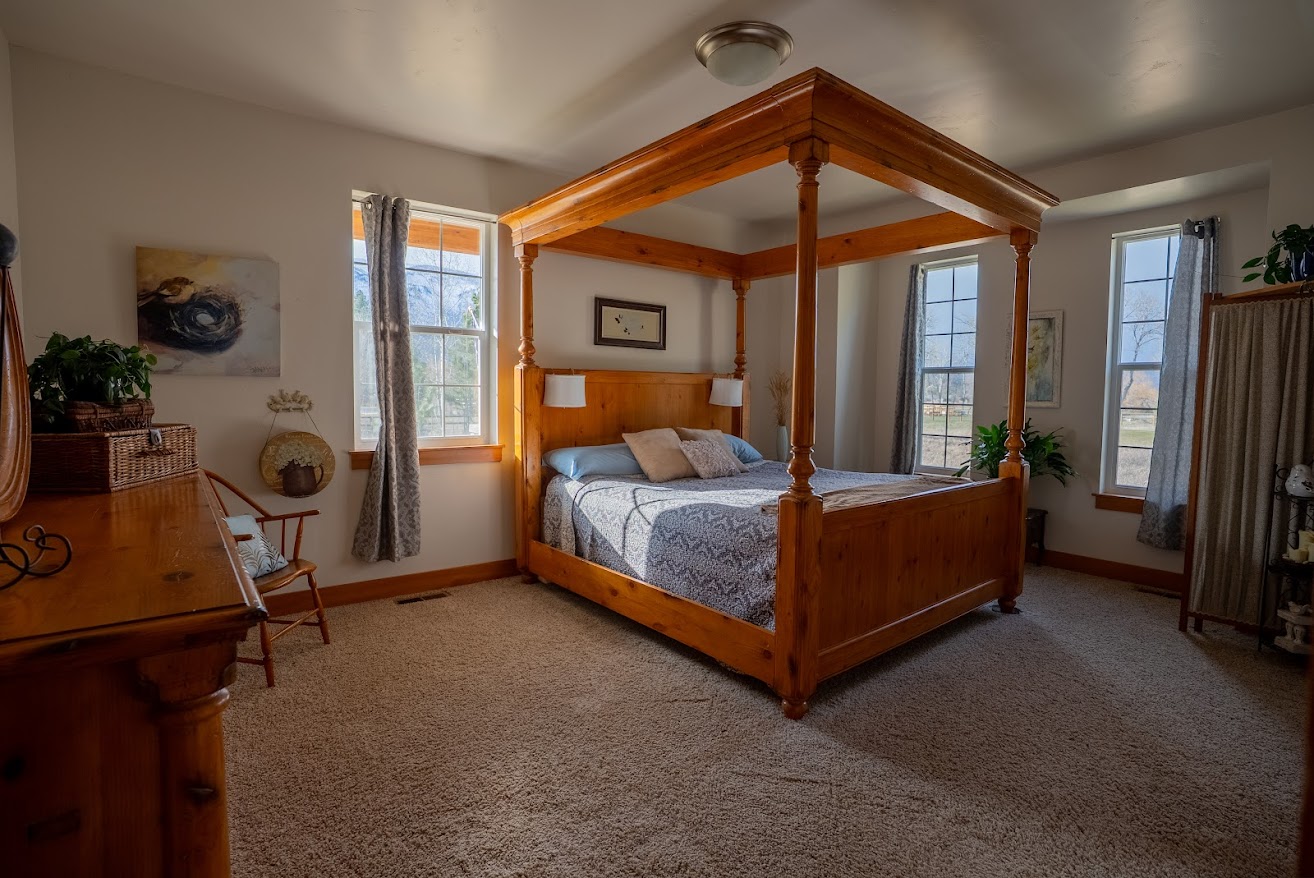 1540 Ward Mountain Lane