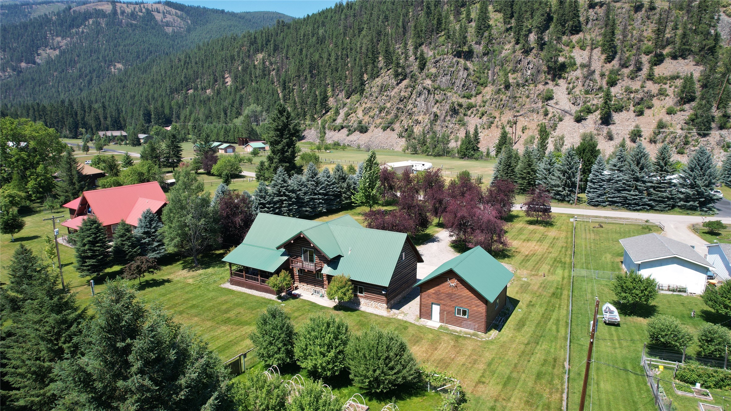 6065 Kootenai River Road