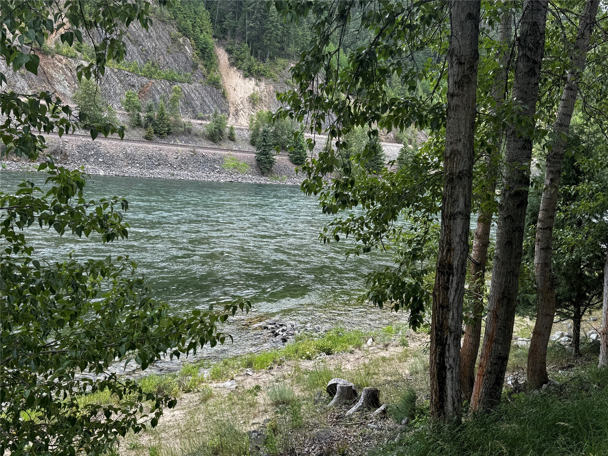 6065 Kootenai River Road
