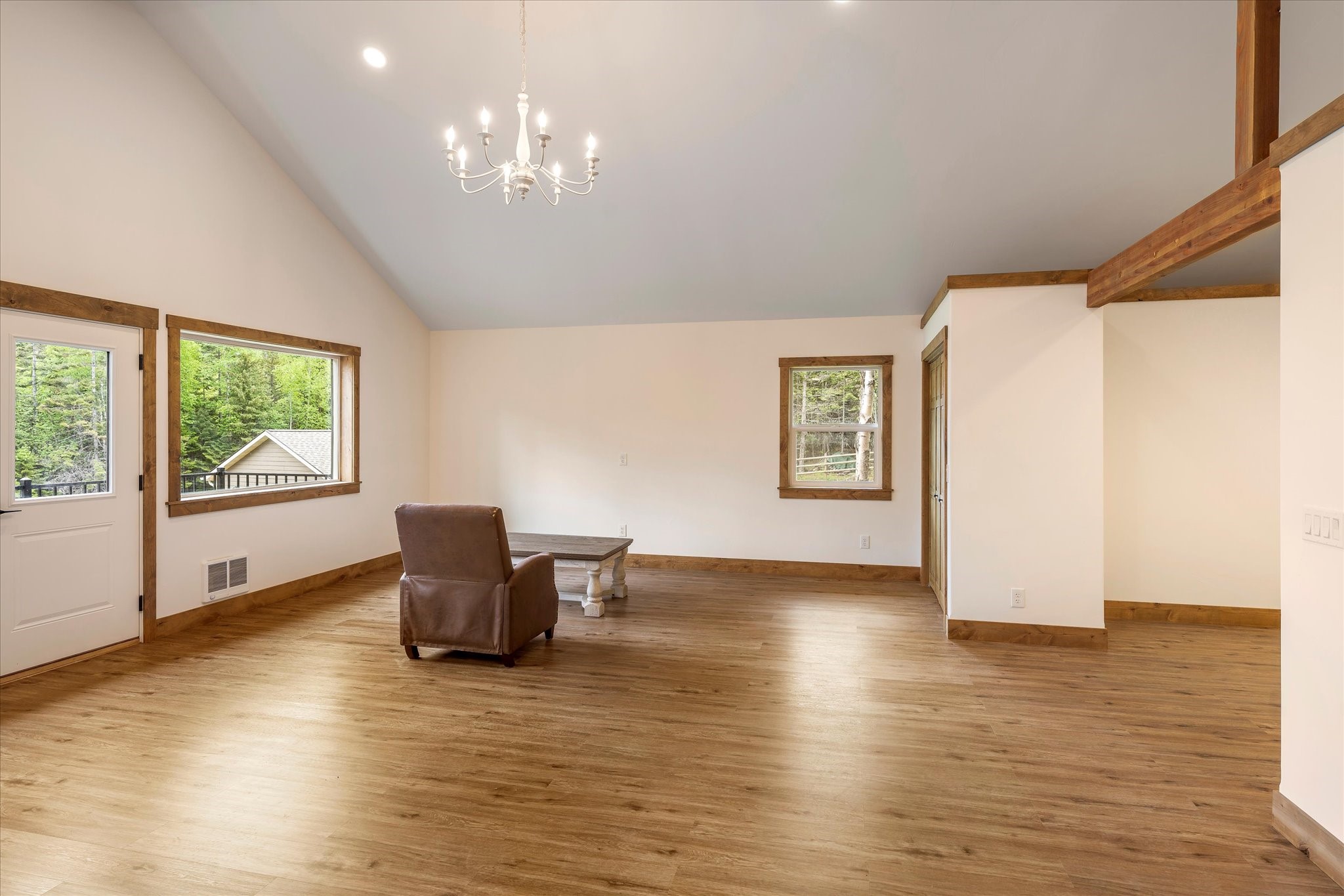 Bigfork, Montana 59911, United States, 6 Bedrooms Bedrooms, ,4 BathroomsBathrooms,Residential,Pending,56263