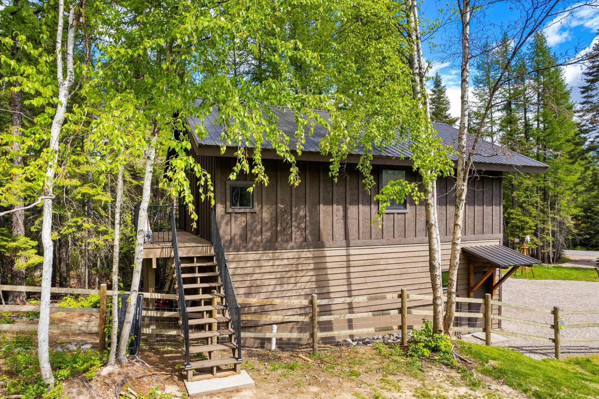 Bigfork, Montana 59911, United States, 6 Bedrooms Bedrooms, ,4 BathroomsBathrooms,Residential,Pending,56263