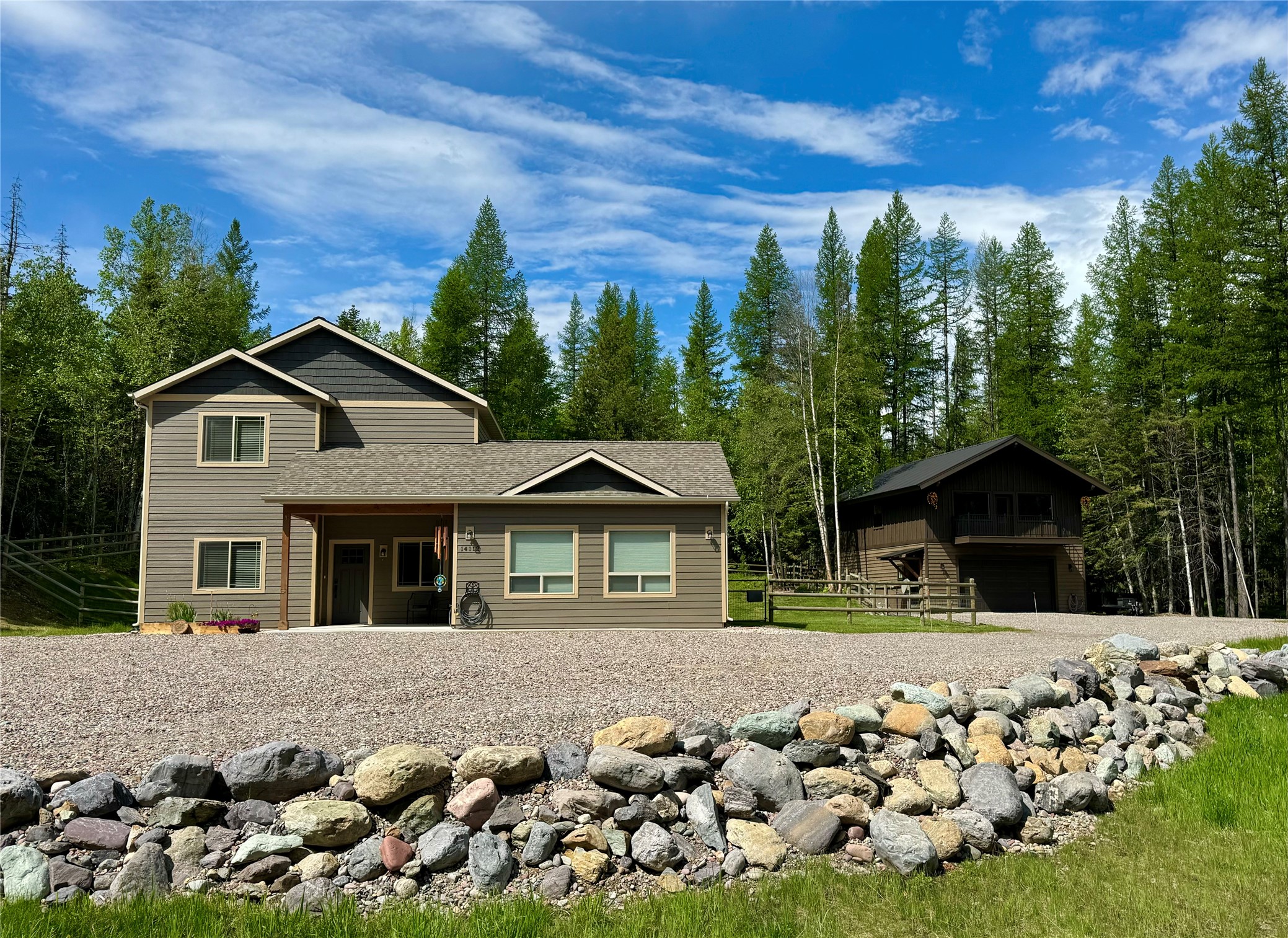 Bigfork, Montana 59911, United States, 6 Bedrooms Bedrooms, ,4 BathroomsBathrooms,Residential,Pending,56263