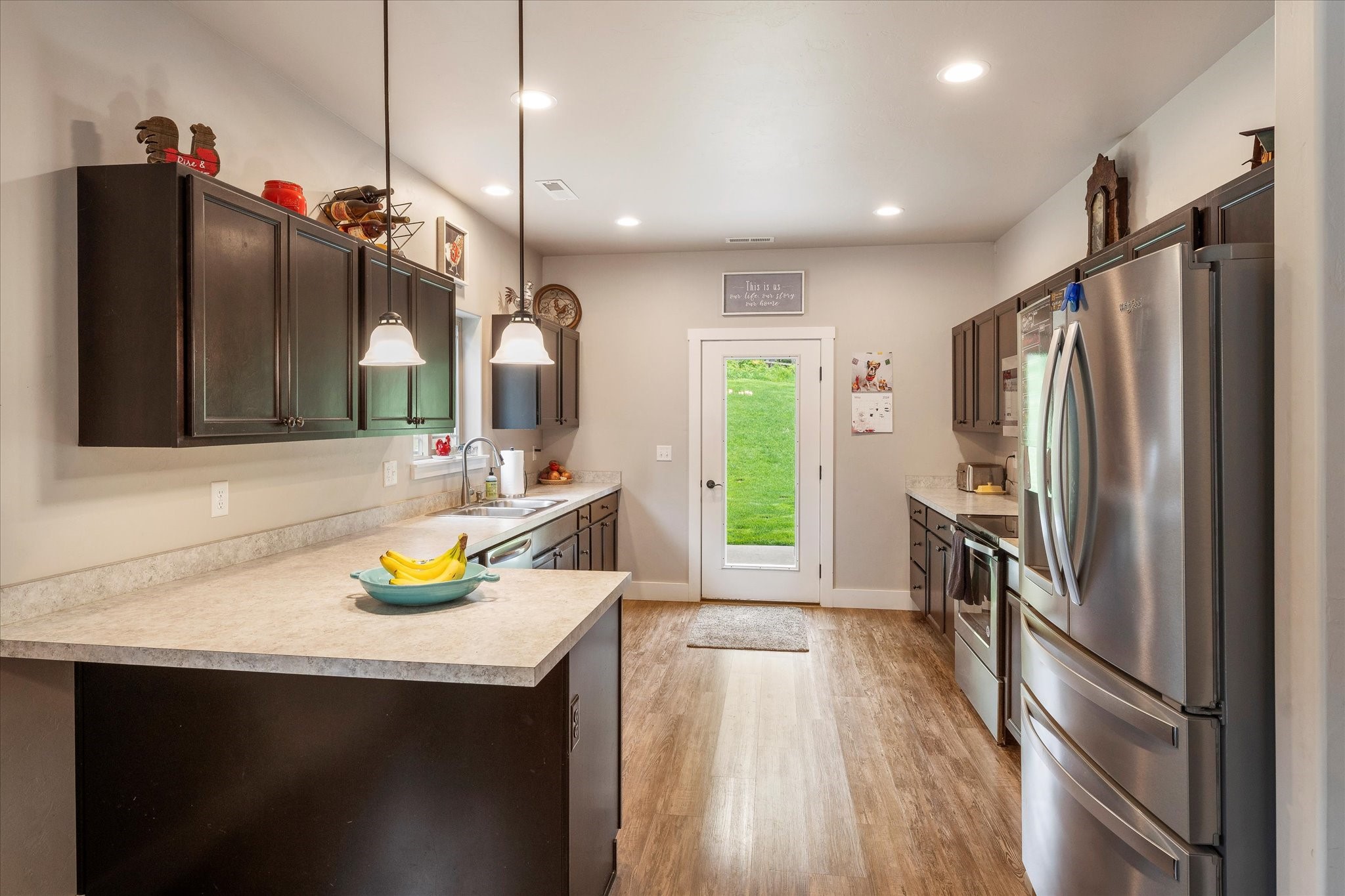 Bigfork, Montana 59911, United States, 6 Bedrooms Bedrooms, ,4 BathroomsBathrooms,Residential,Pending,56263