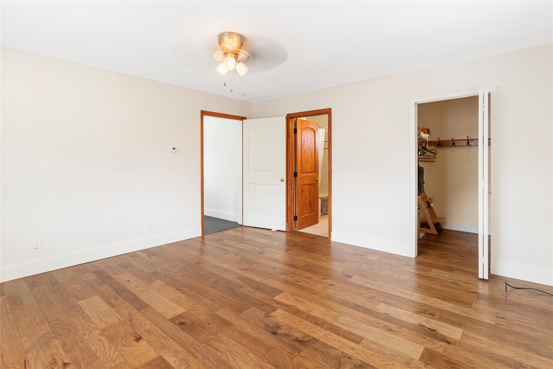 Butte, Montana 59701, United States, 5 Bedrooms Bedrooms, ,3 BathroomsBathrooms,Residential,Pending,43795