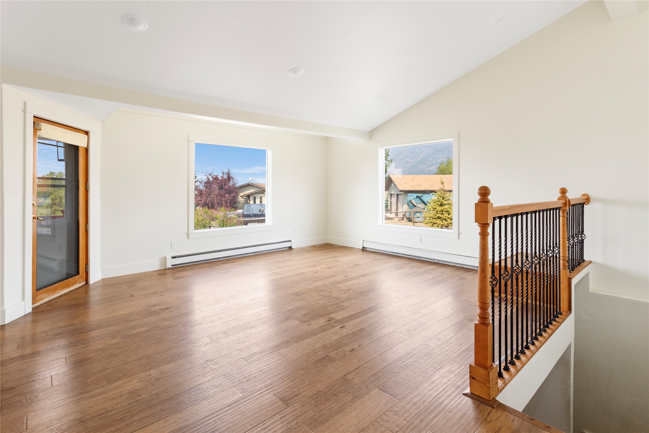 Butte, Montana 59701, United States, 5 Bedrooms Bedrooms, ,3 BathroomsBathrooms,Residential,Pending,43795