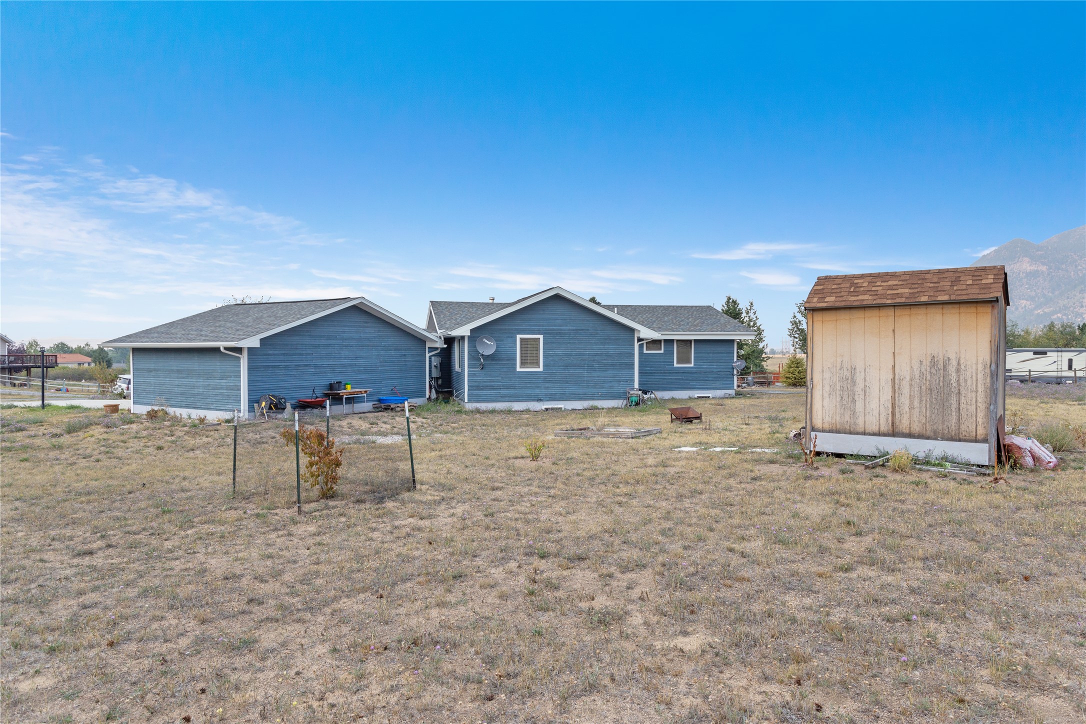 Butte, Montana 59701, United States, 5 Bedrooms Bedrooms, ,3 BathroomsBathrooms,Residential,Pending,43795