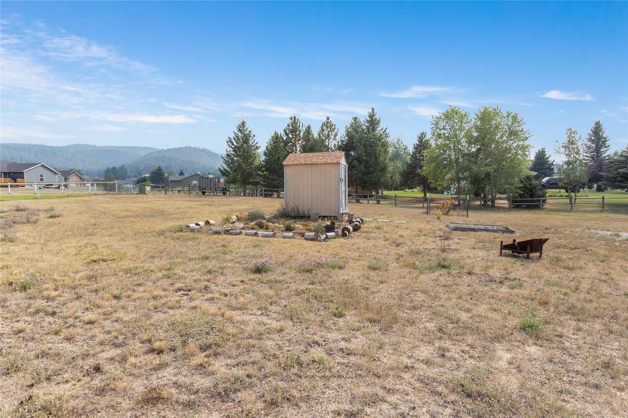 Butte, Montana 59701, United States, 5 Bedrooms Bedrooms, ,3 BathroomsBathrooms,Residential,Pending,43795