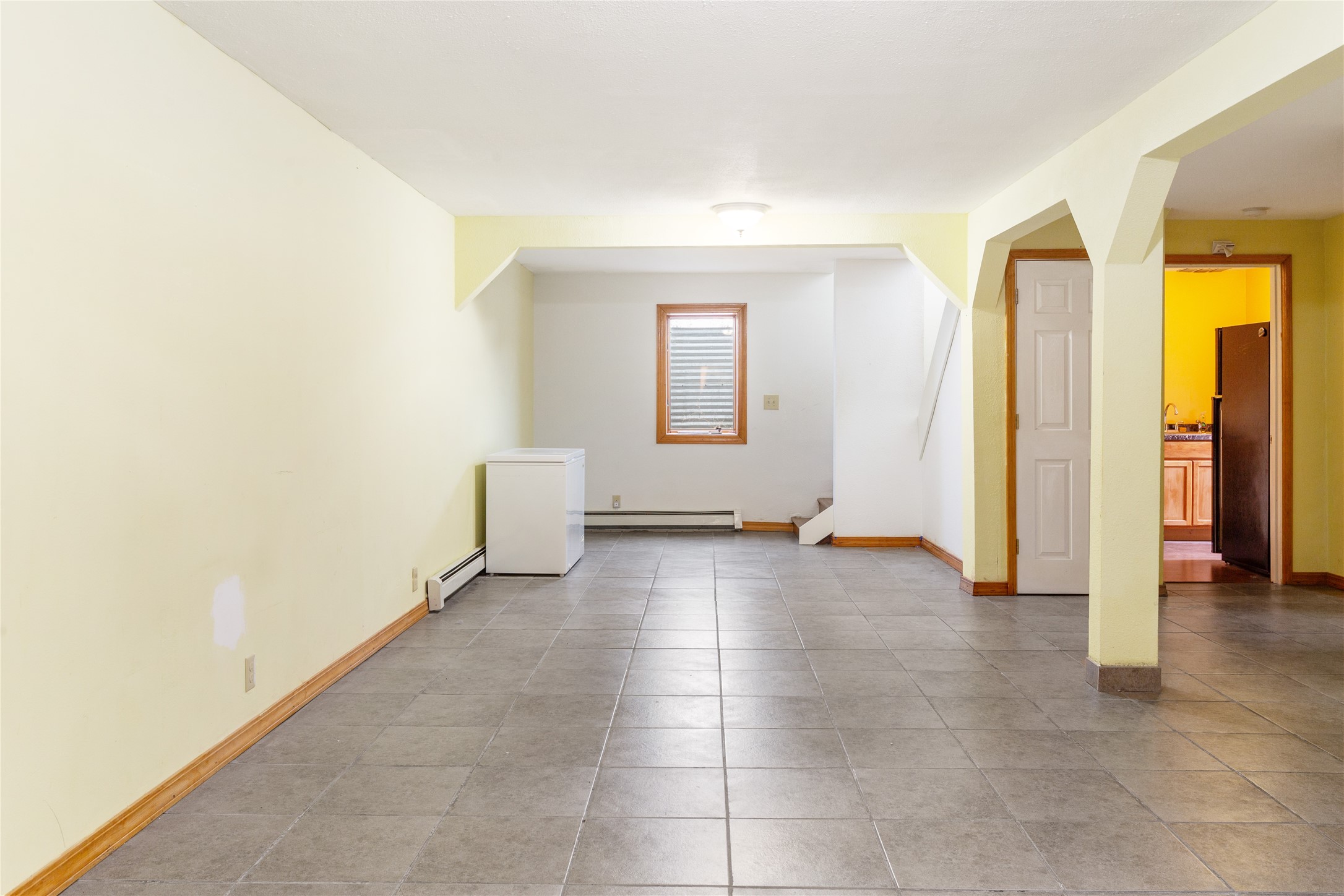 Butte, Montana 59701, United States, 5 Bedrooms Bedrooms, ,3 BathroomsBathrooms,Residential,Pending,43795