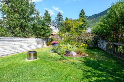 Tiny photo for 2250 Raymond Avenue, Missoula, MT 59801 (MLS # 30076594)