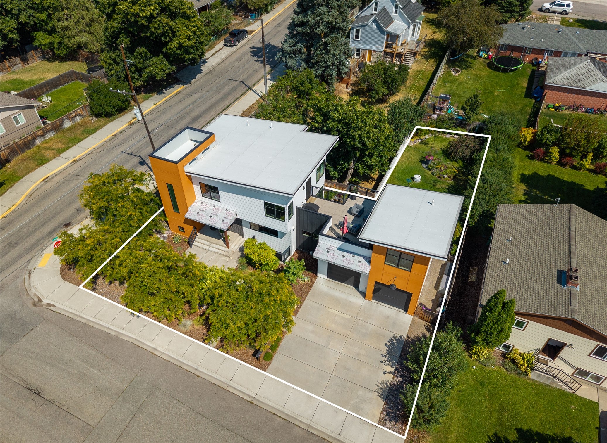 2250 Raymond Avenue