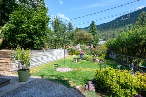 Tiny photo for 2250 Raymond Avenue, Missoula, MT 59801 (MLS # 30076594)