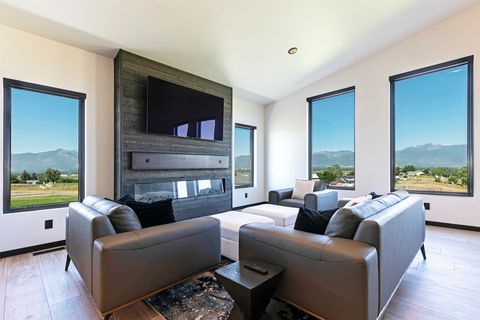 770 Coyote Creek Drive Corvallis MT 59828