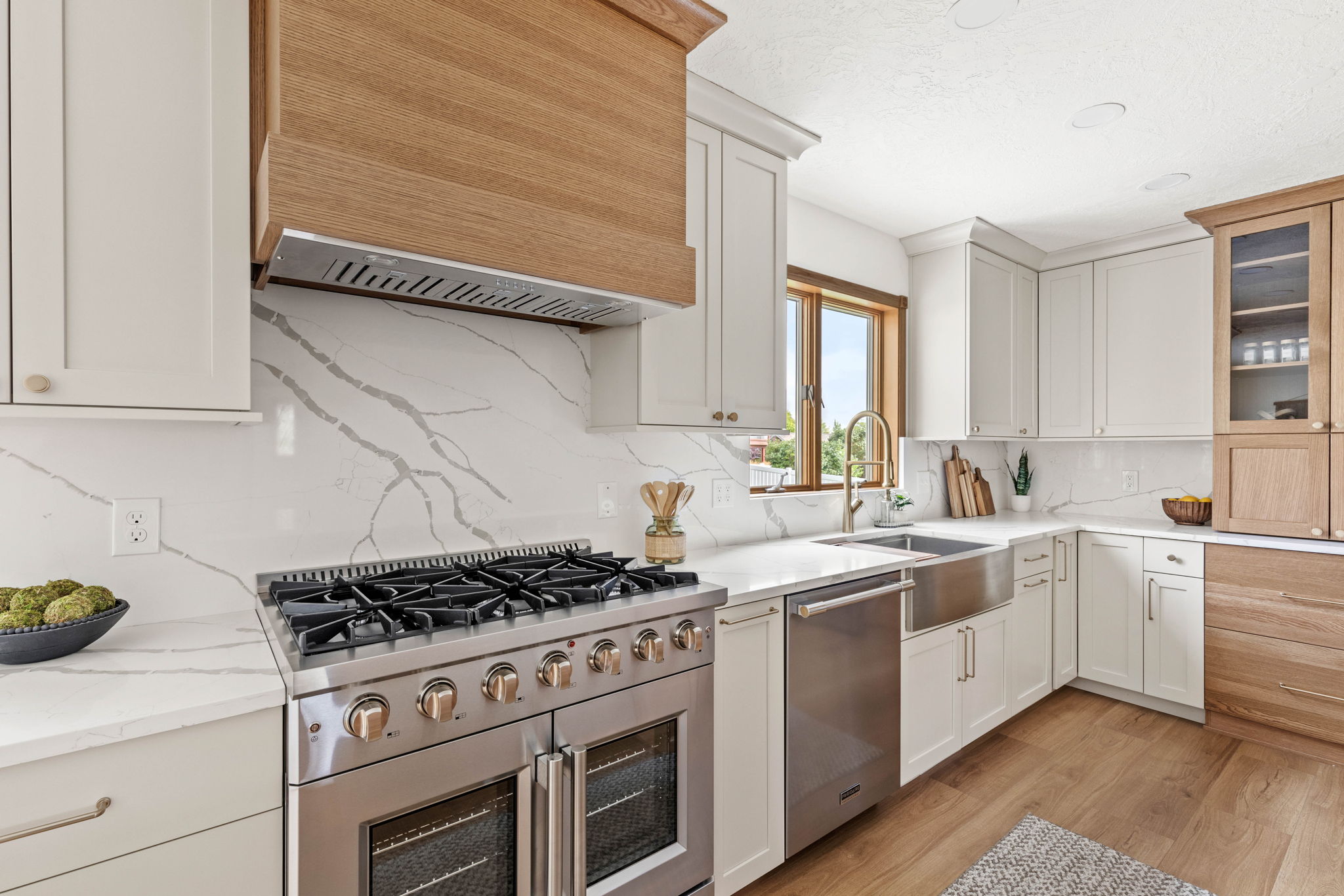 1905 Centennial Drive