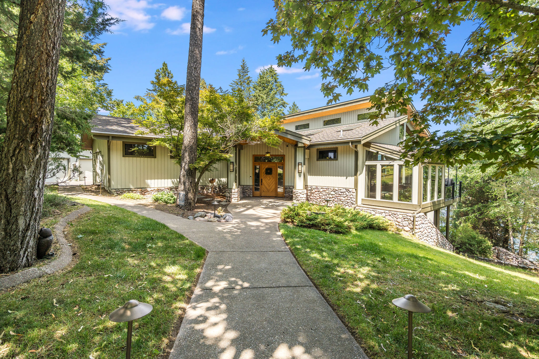 953 Angel Point Road