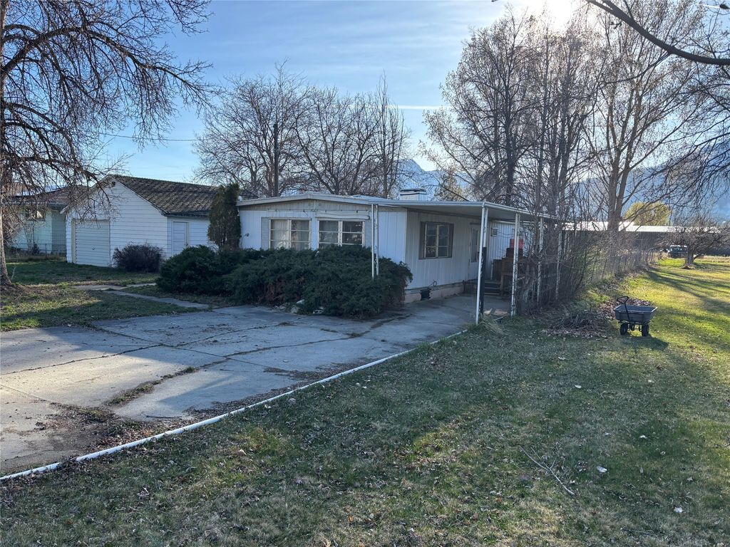 Photo of 363 Cooper Lane, Hamilton, MT 59840 (MLS # 30065302)