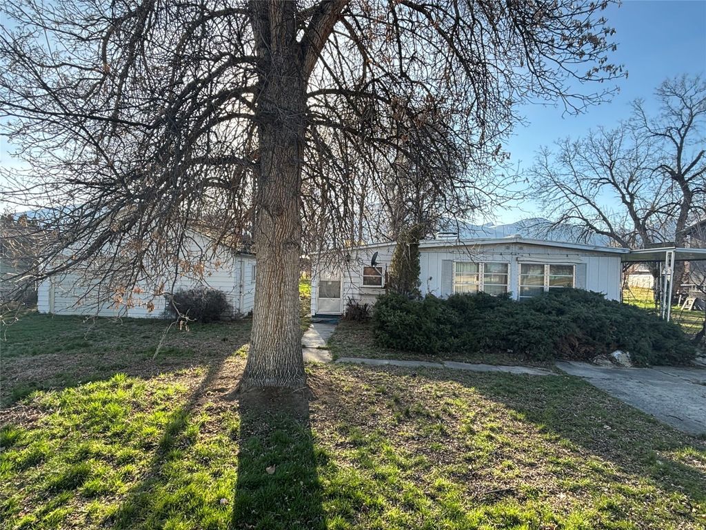 Photo of 363 Cooper Lane, Hamilton, MT 59840 (MLS # 30065302)