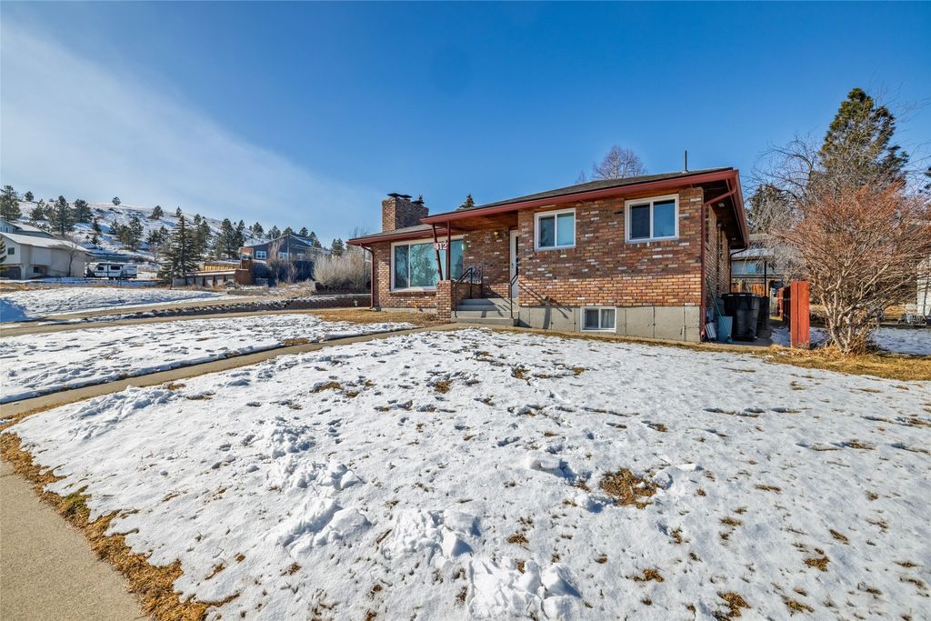 Photo of 412 Raymond Street, Helena, MT 59601 (MLS # 30065268)
