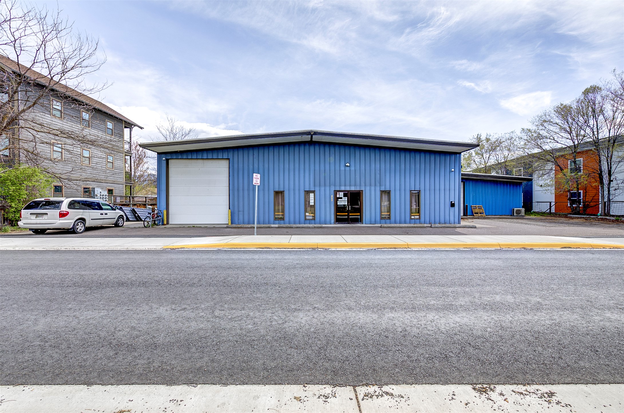 1345 Dakota Street