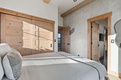 Tiny photo for 185 Hidden Waters Lane, Kalispell, MT 59901 (MLS # 30068009)