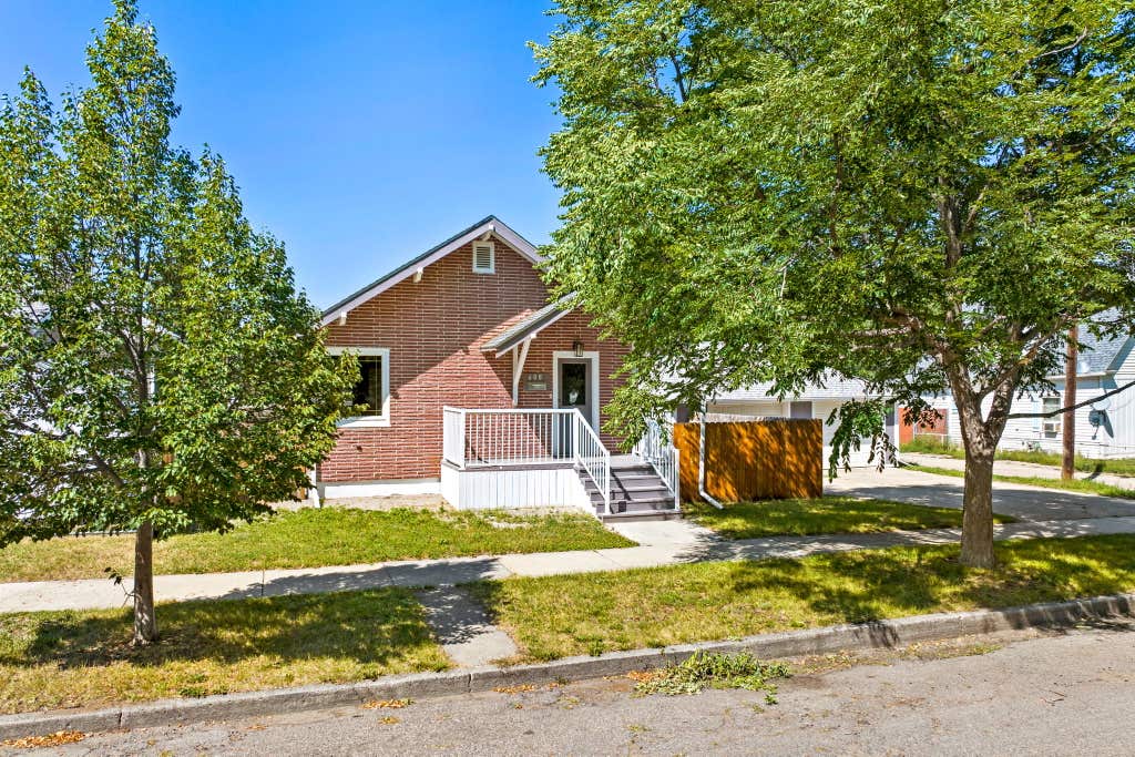 Photo of 608 8th Street N, Great Falls, MT 59401 (MLS # 30077133)