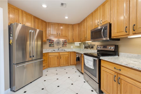 Tiny photo for 405 Park Drive N #6C, Great Falls, MT 59401 (MLS # 30076338)