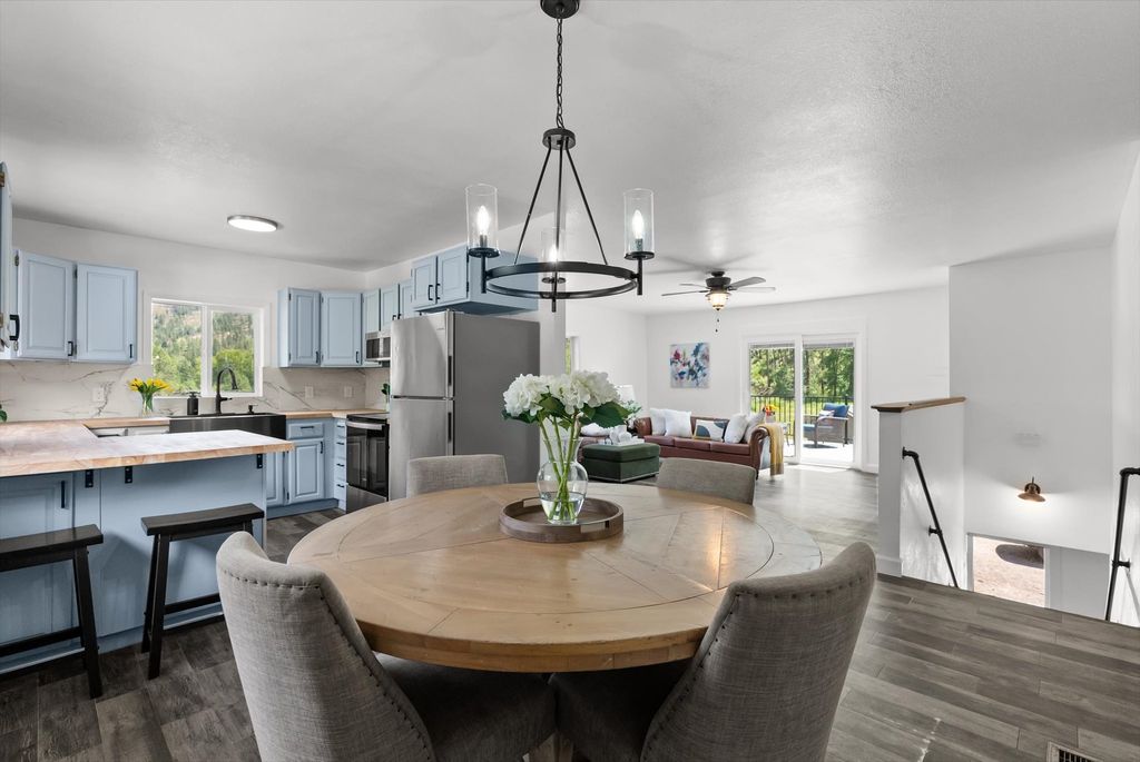 Photo of 11625 Highway 12 W, Lolo, MT 59847 (MLS # 30067188)