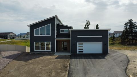Photo of 856 Ahern Court, Kalispell, MT 59901 (MLS # 30056597)