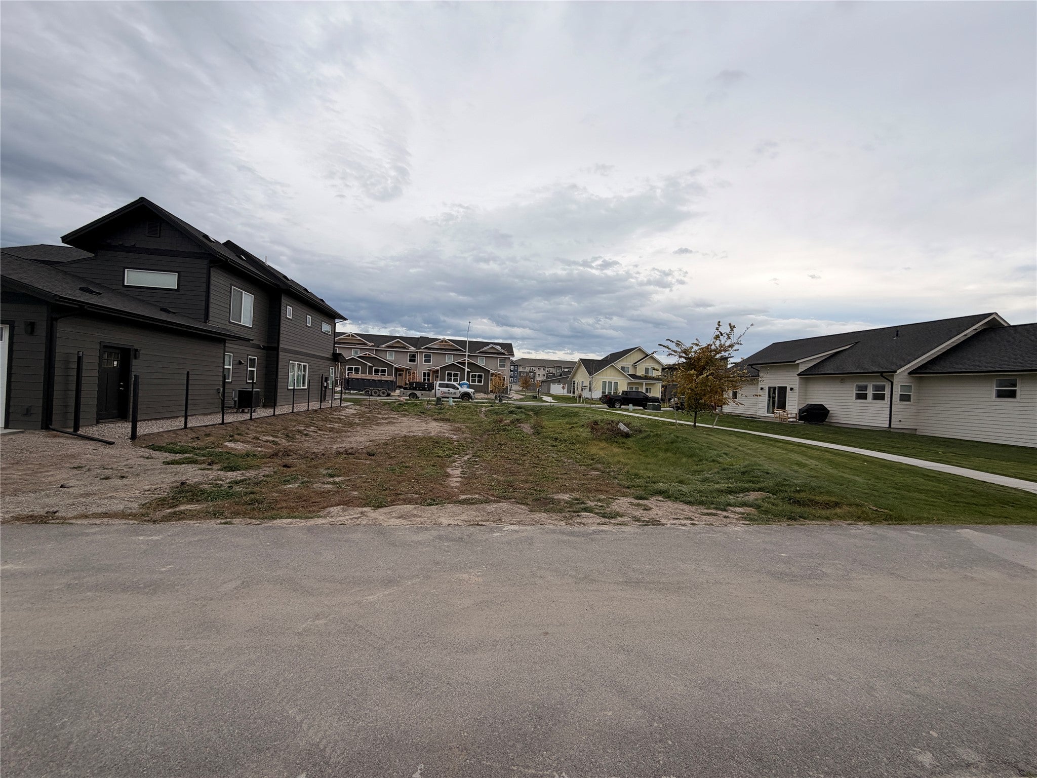 626, 628 Holstein Way