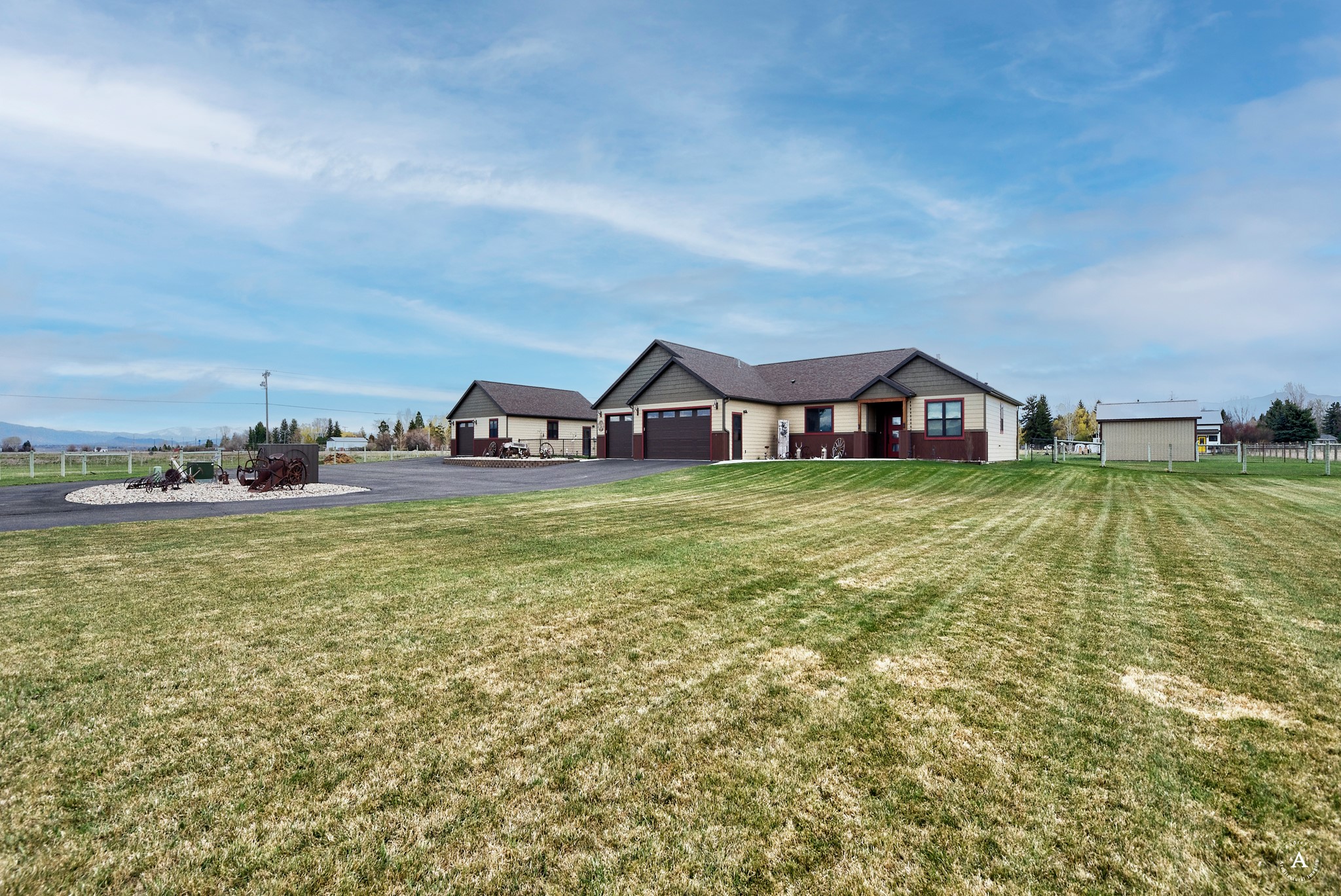 1199 Crestwood Lane