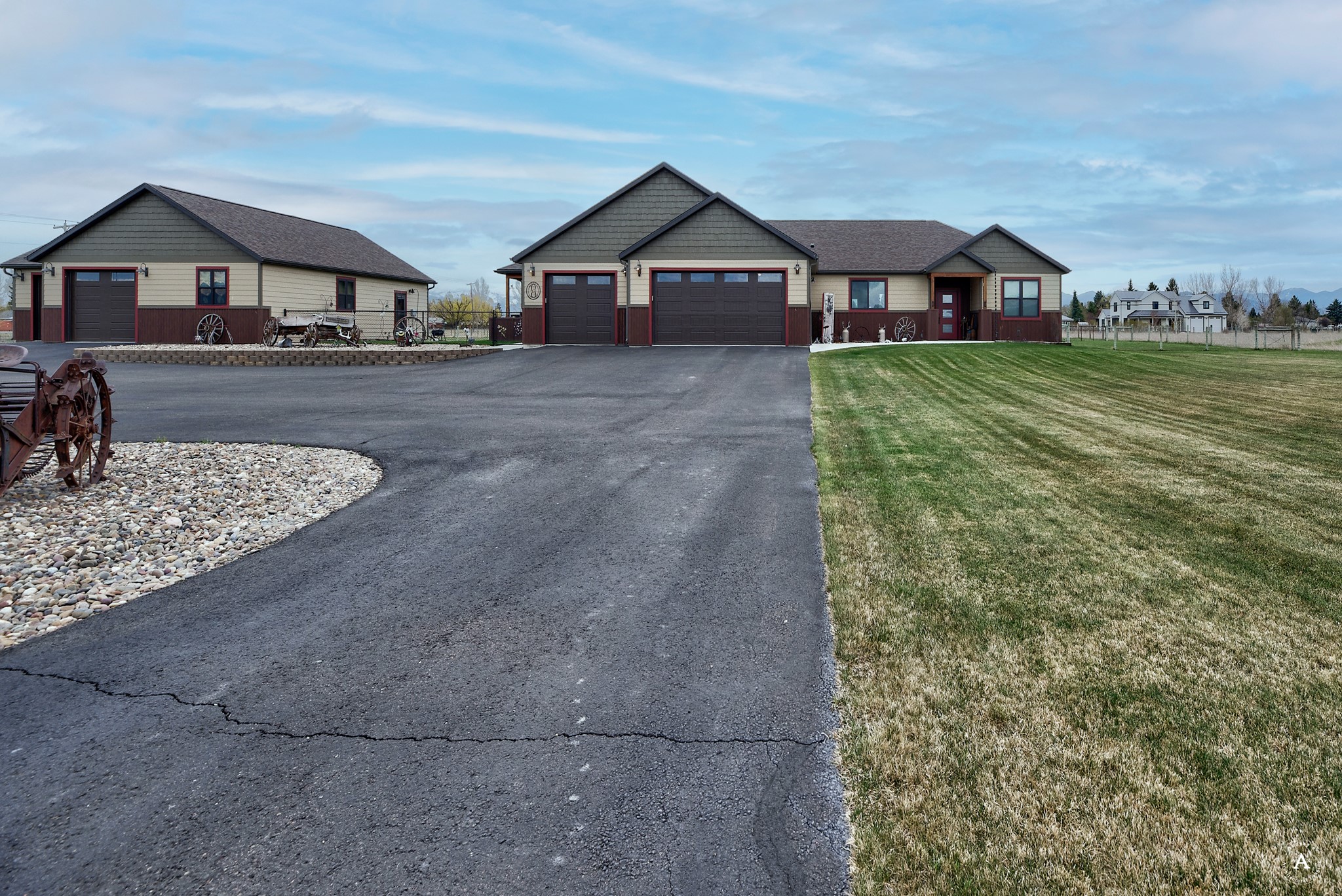 1199 Crestwood Lane