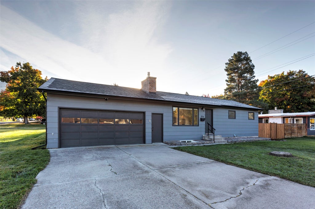 Photo of 3216 Park Street, Missoula, MT 59801 (MLS # 30079635)