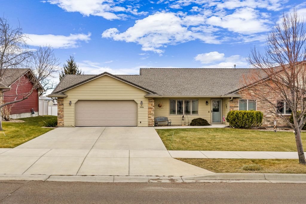 Photo of 3904 9th Street NE, Great Falls, MT 59404 (MLS # 30064086)
