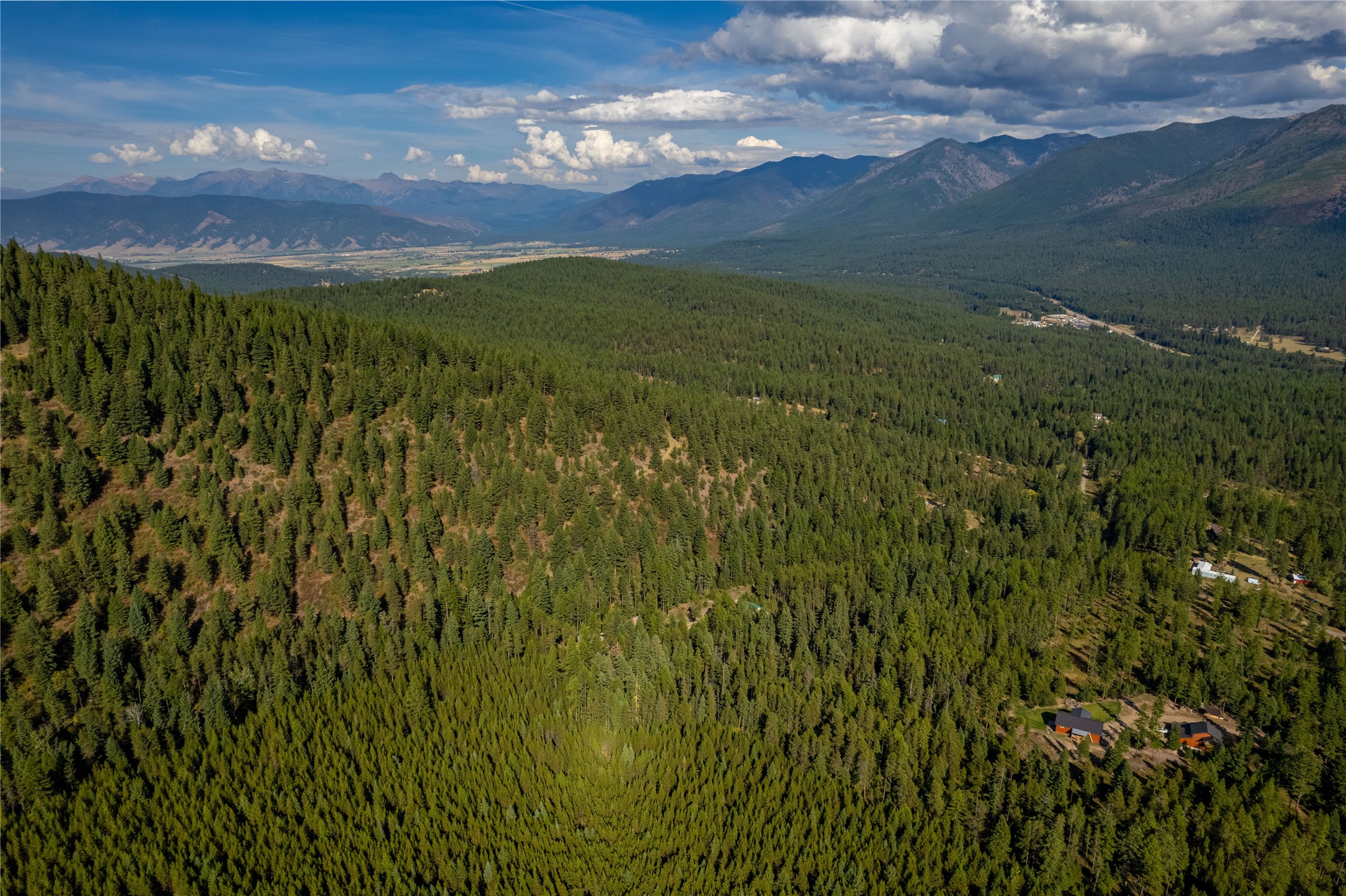 Missoula, Montana 59808, United States, 4 Bedrooms Bedrooms, ,2 BathroomsBathrooms,Residential,Active,41490