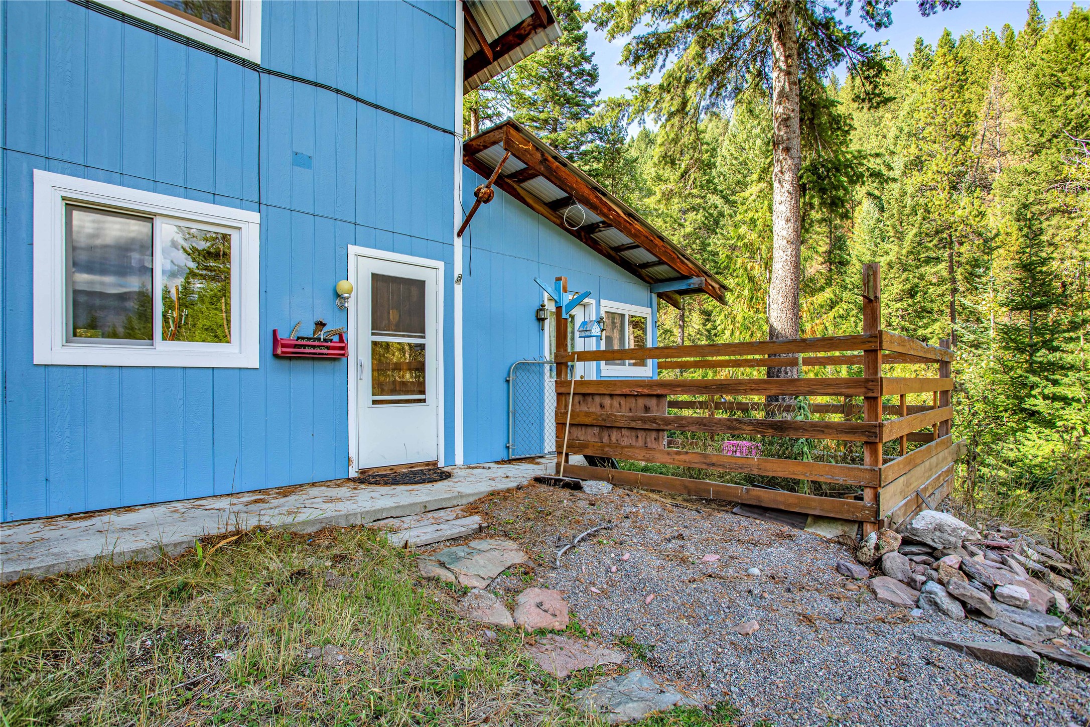 Missoula, Montana 59808, United States, 4 Bedrooms Bedrooms, ,2 BathroomsBathrooms,Residential,Active,41490