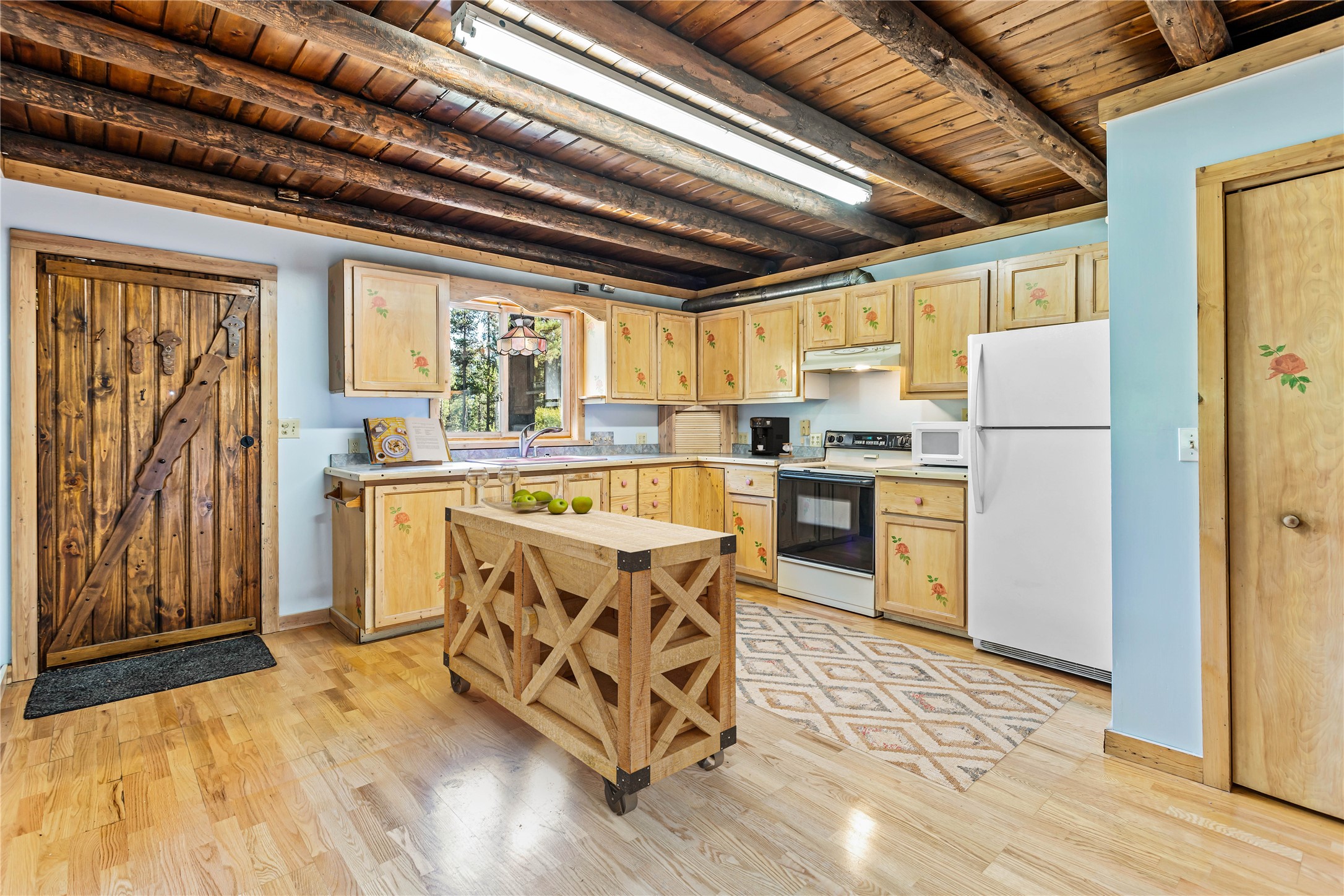 Missoula, Montana 59808, United States, 4 Bedrooms Bedrooms, ,2 BathroomsBathrooms,Residential,Active,41490