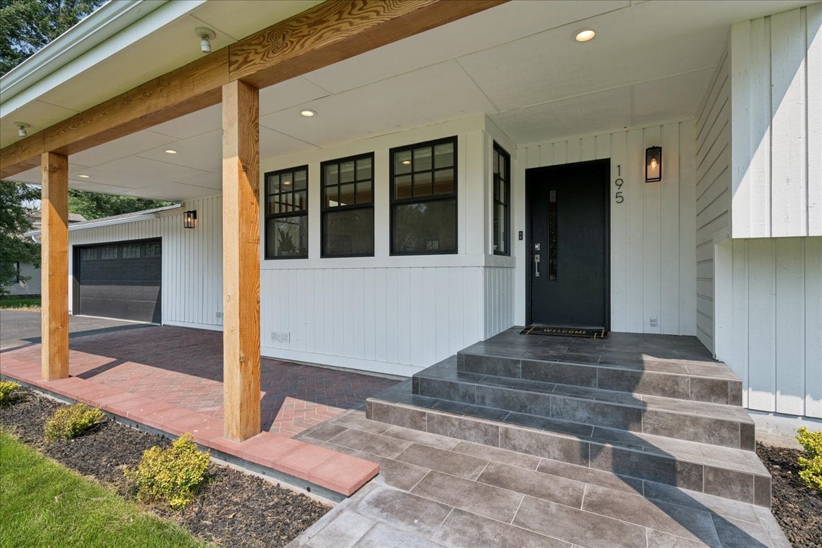 195 Arbour Drive