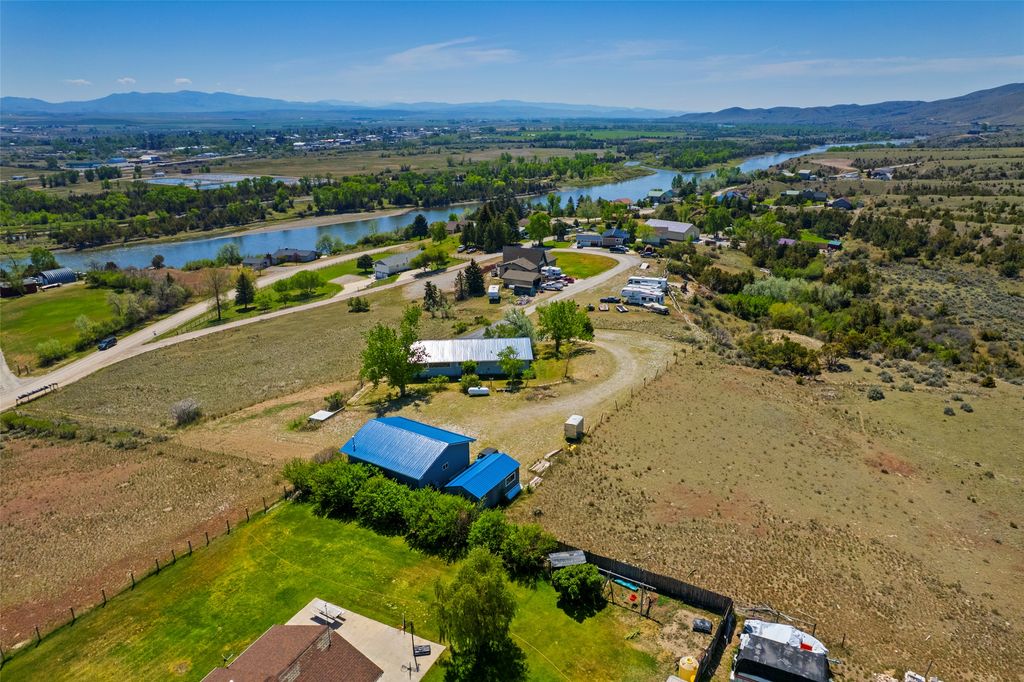 Photo of 7 Vanover Drive, Townsend, MT 59644 (MLS # 30071831)