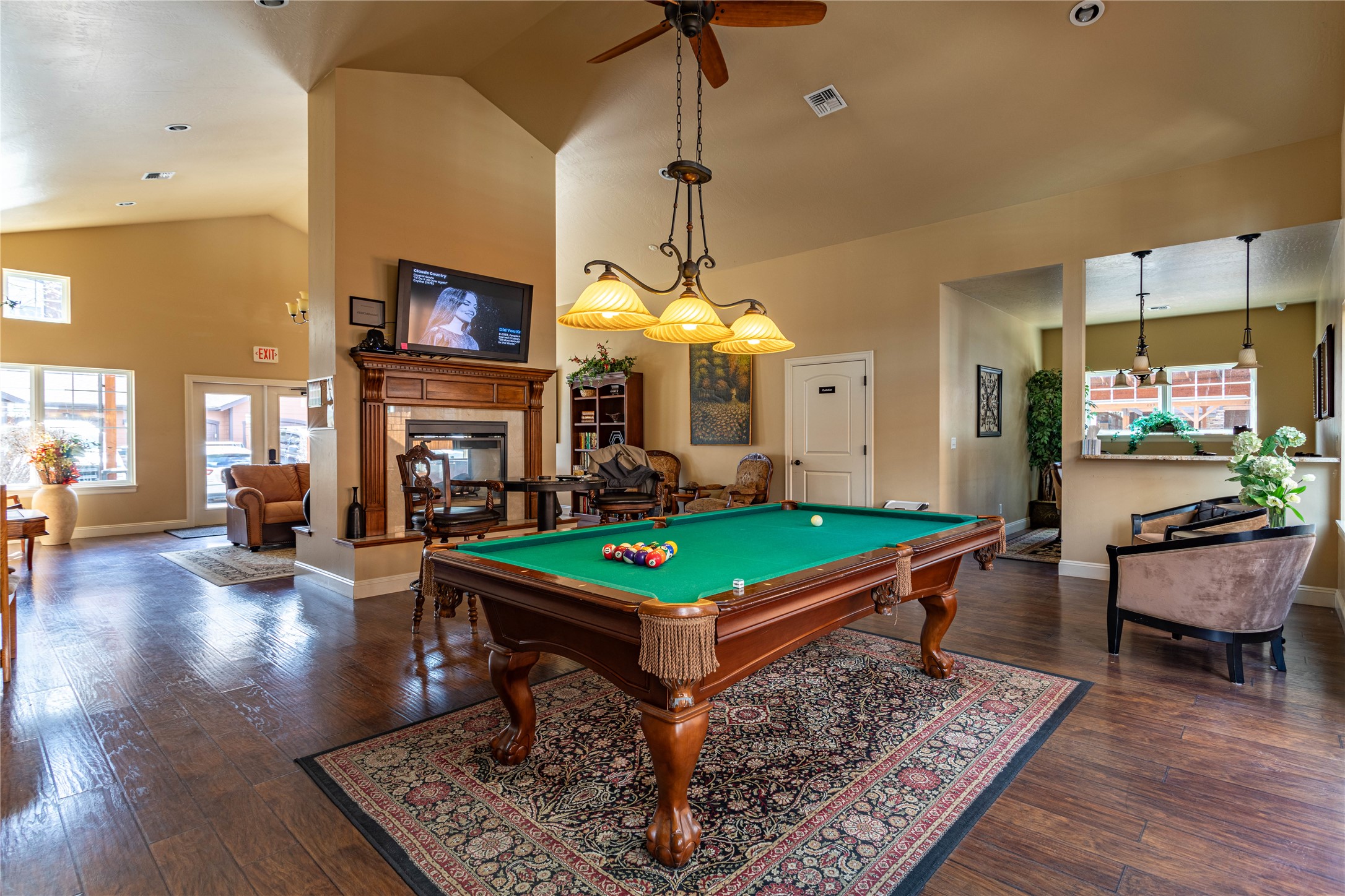 Missoula, Montana 59808, United States, 2 Bedrooms Bedrooms, ,1 BathroomBathrooms,Residential,Pending,107595