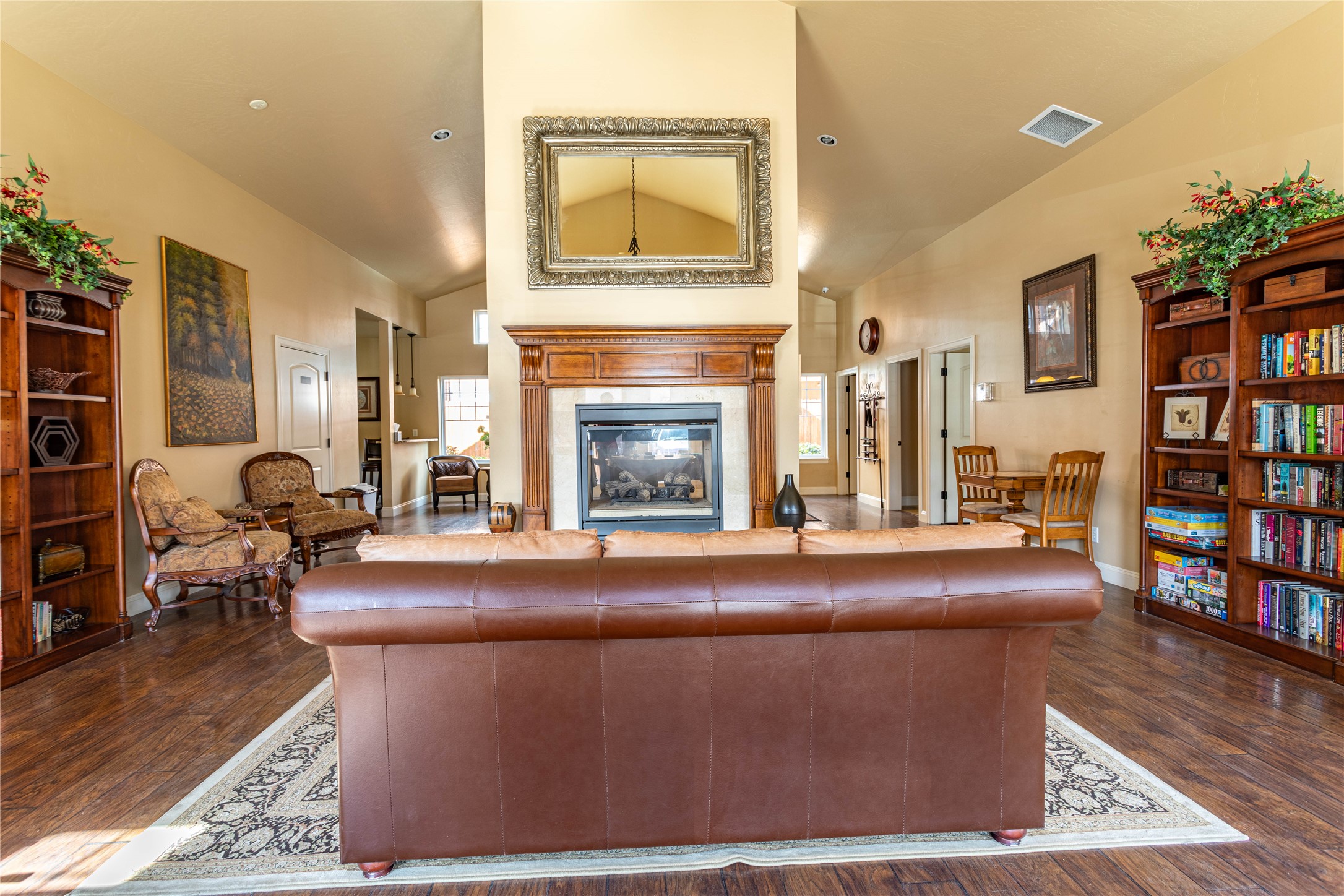 Missoula, Montana 59808, United States, 2 Bedrooms Bedrooms, ,1 BathroomBathrooms,Residential,Pending,107595