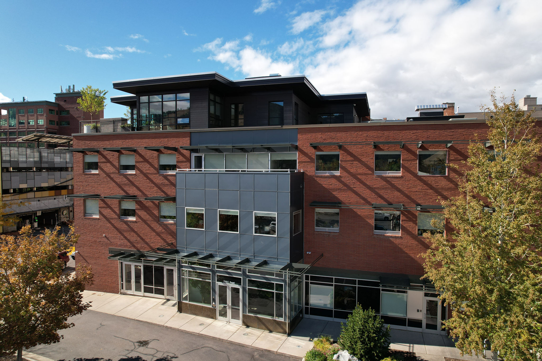 218/280 E Front Street