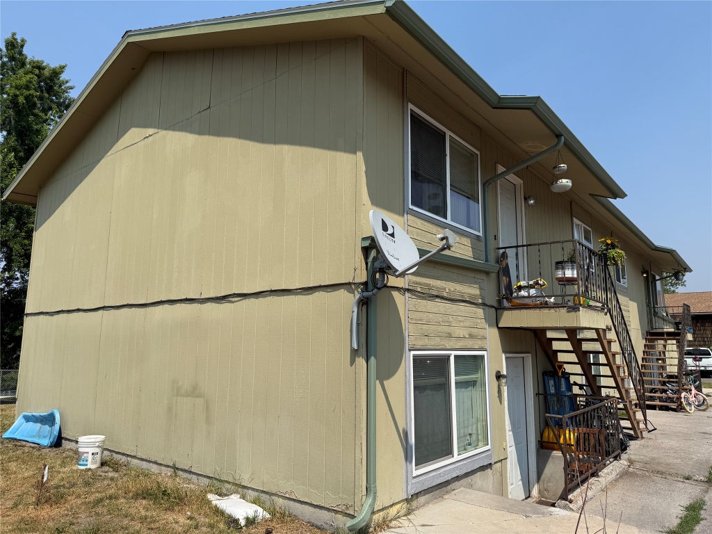 Photo of 2306 Hillview Court, Missoula, MT 59803 (MLS # 30075786)