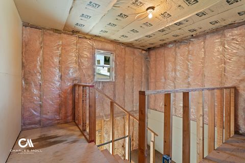 Tiny photo for 812 N Ewing Street, Helena, MT 59601 (MLS # 30071535)