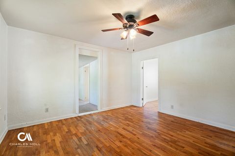 Tiny photo for 812 N Ewing Street, Helena, MT 59601 (MLS # 30071535)