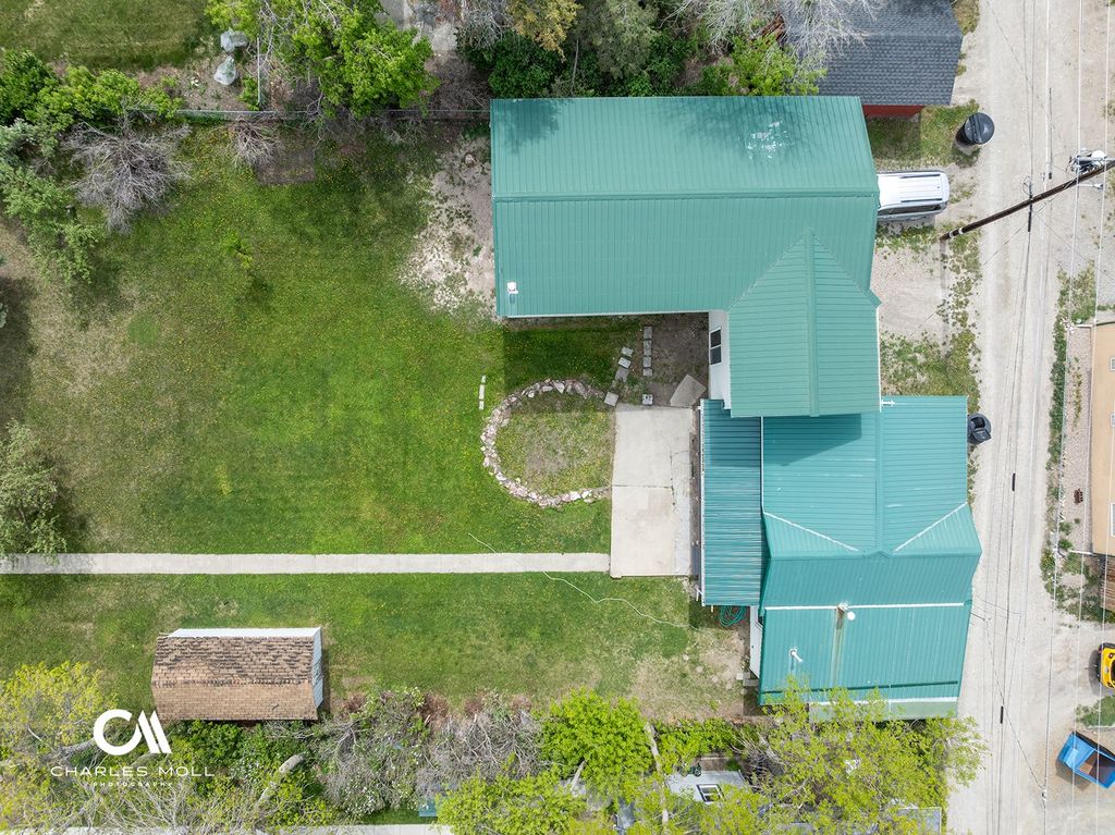 Photo of 812 N Ewing Street, Helena, MT 59601 (MLS # 30071535)