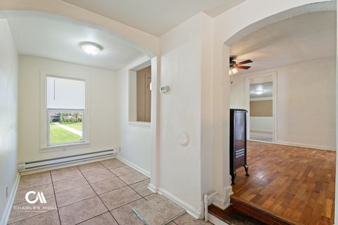 Tiny photo for 812 N Ewing Street, Helena, MT 59601 (MLS # 30071535)