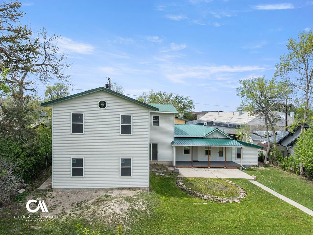 Photo of 812 N Ewing Street, Helena, MT 59601 (MLS # 30071535)