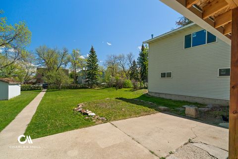 Tiny photo for 812 N Ewing Street, Helena, MT 59601 (MLS # 30071535)