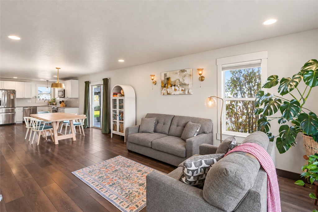 Photo of 1004 N Camas Lane, Kalispell, MT 59901 (MLS # 30079048)