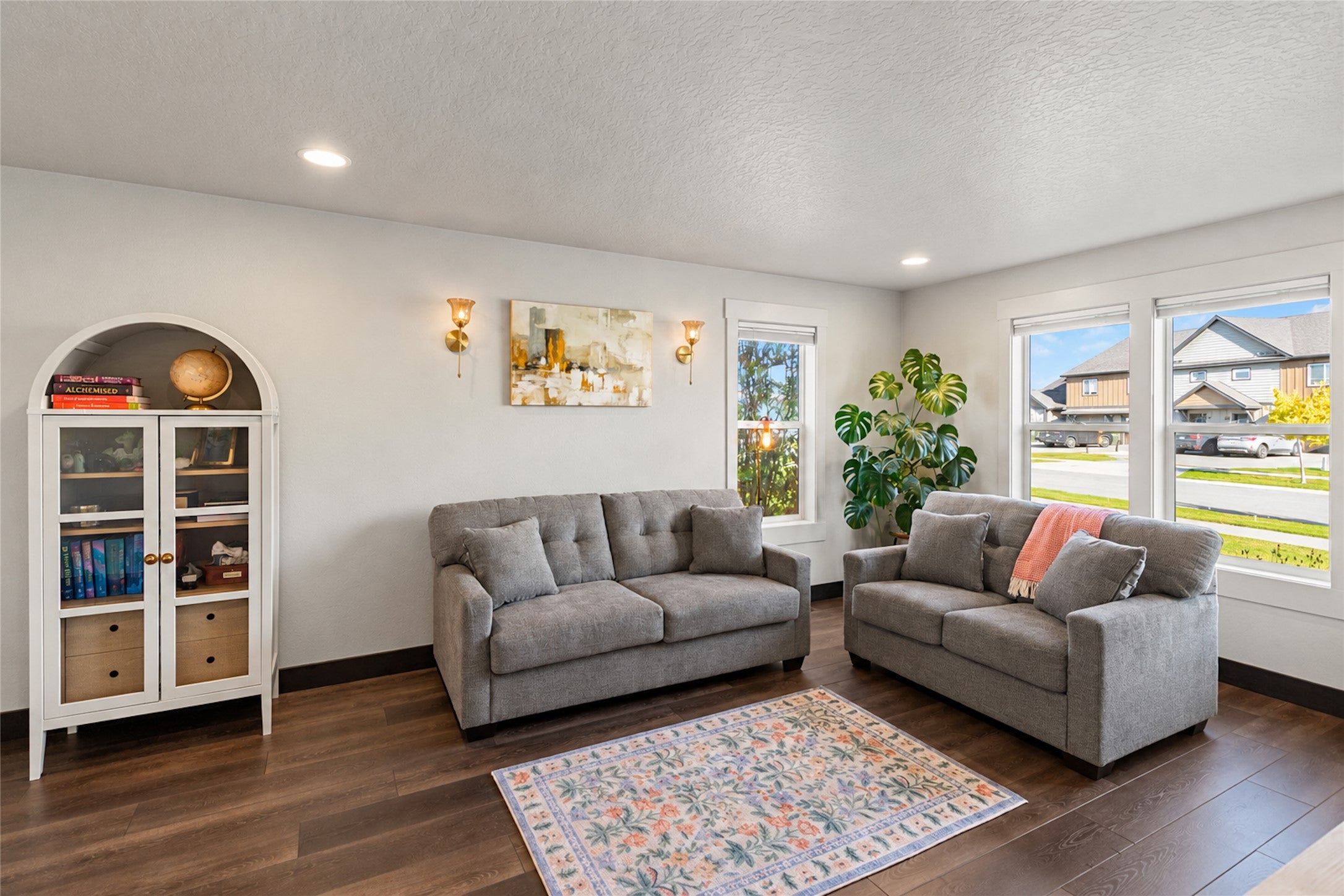 1004 N Camas Lane
